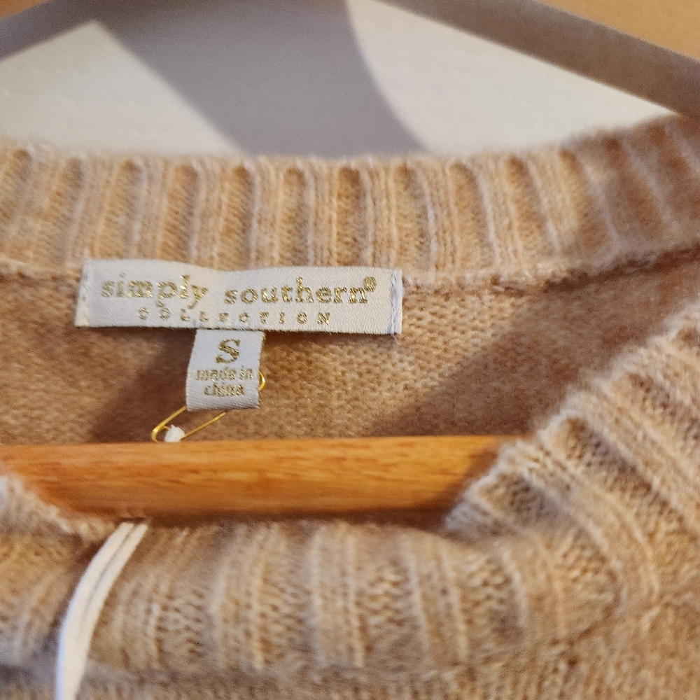 Anastasia Horse Sweater by Simply Southern NWT Small - Picture 9 of 11